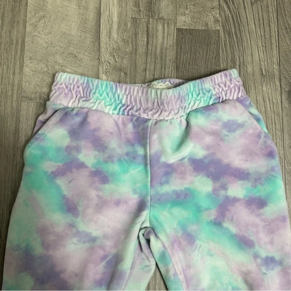 Btween Girls Tie Dye Comfy Lounge Set Soft Velvety Velour Set - Picture 6 of 8